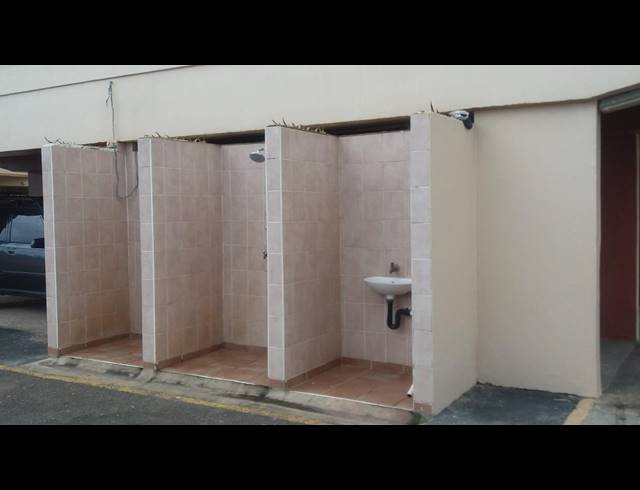 2 bed property to rent in AMANZIMTOTI